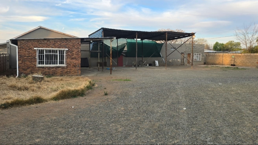 Commercial Property for Sale in Koffiefontein Free State